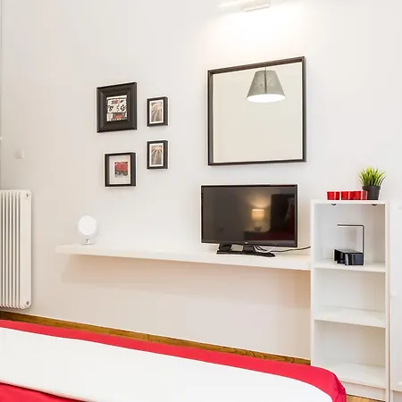 Newly Renovated 100m² Stylish Urban Flat Apartment