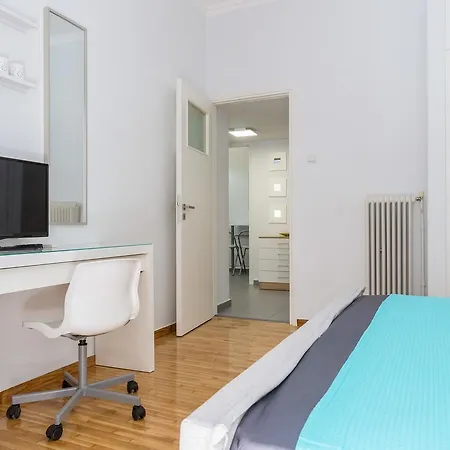 Newly Renovated 100m² Stylish Urban Flat Apartment